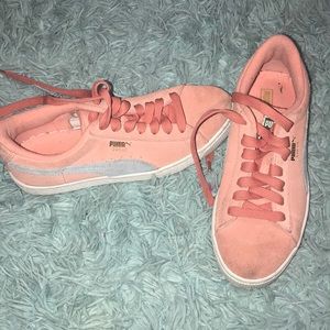 Puma Sneakers